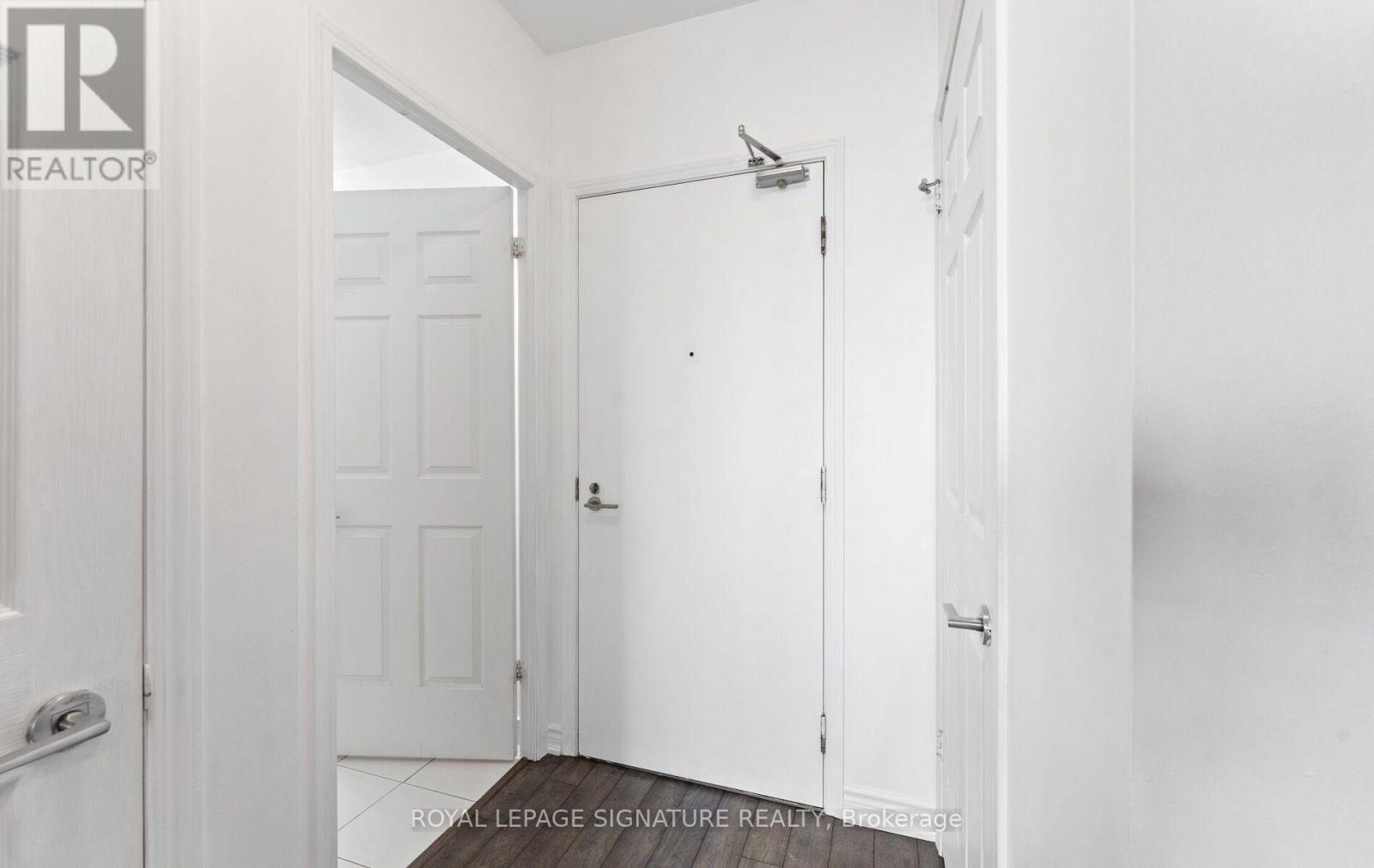 1101 - 15 James Finlay Way Property Photo 5