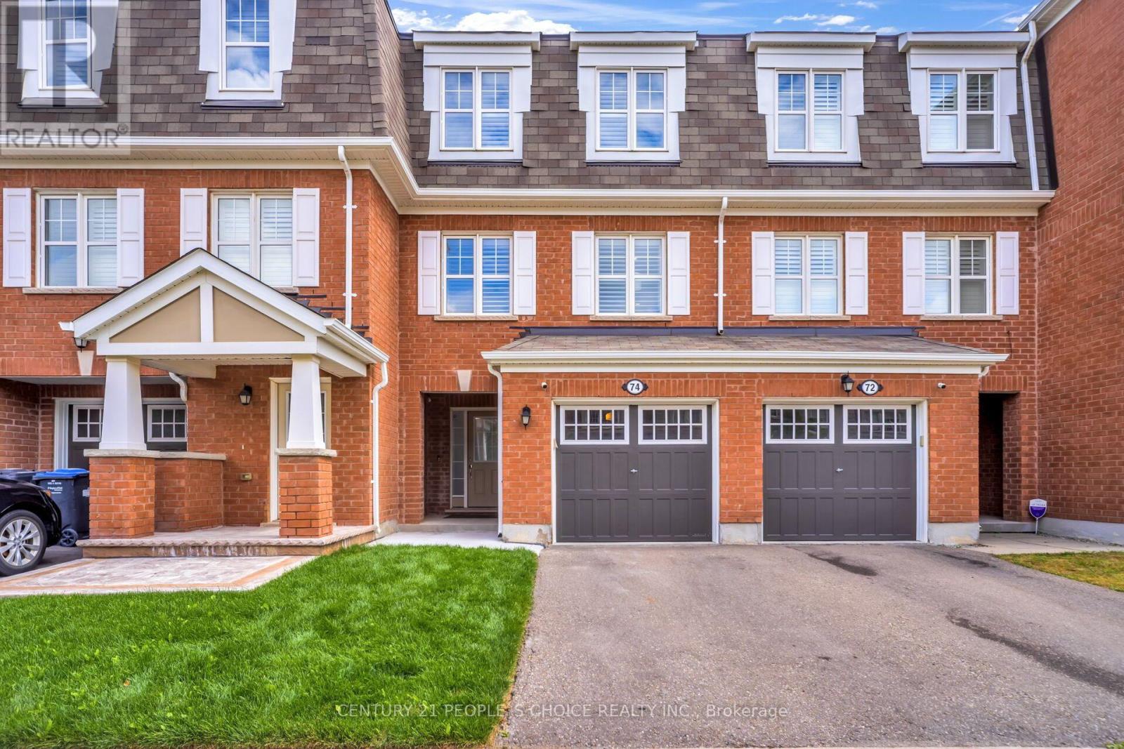 74 METRO CRESCENT