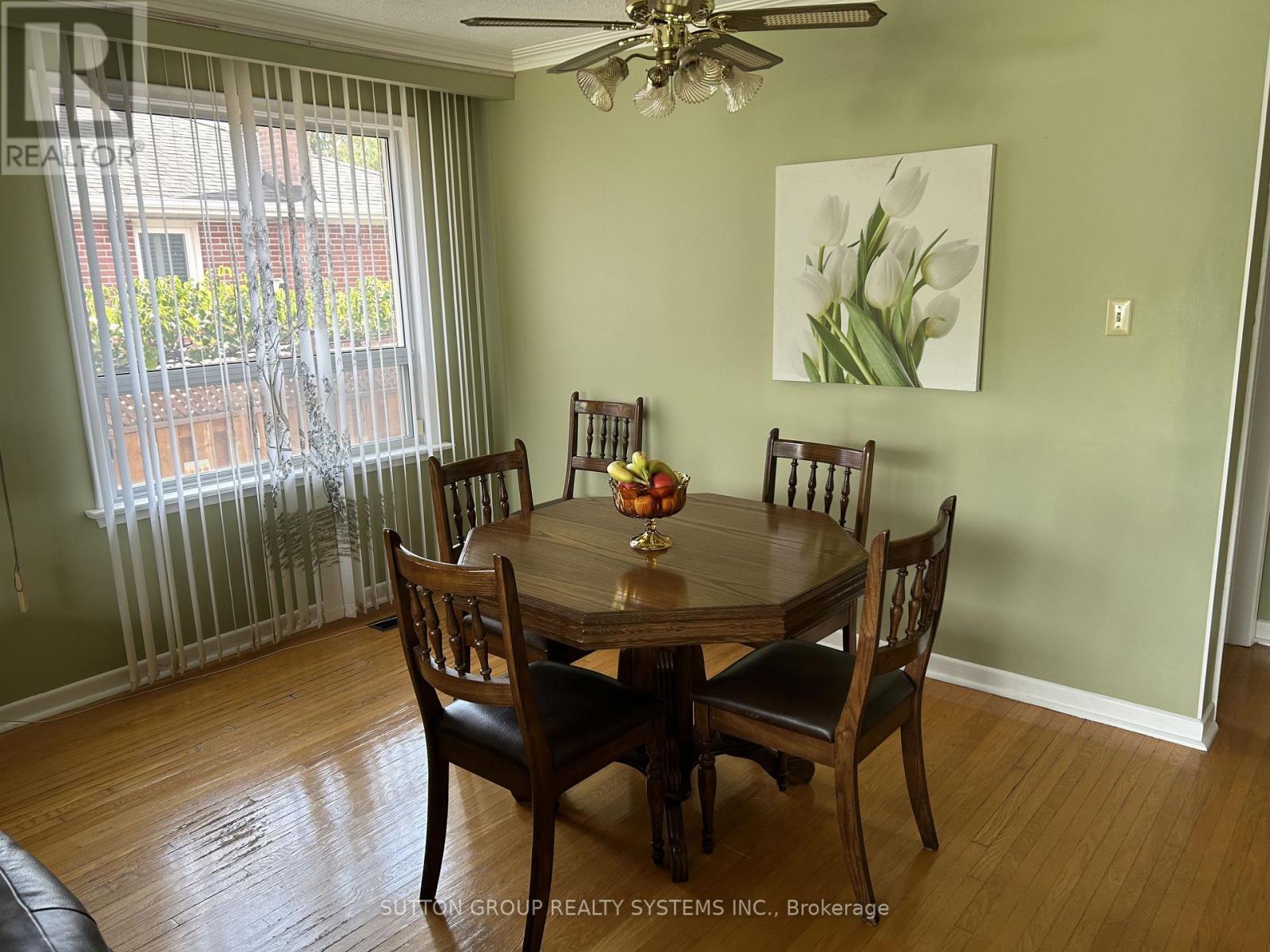 20 Taysham Crescent Property Photo 4