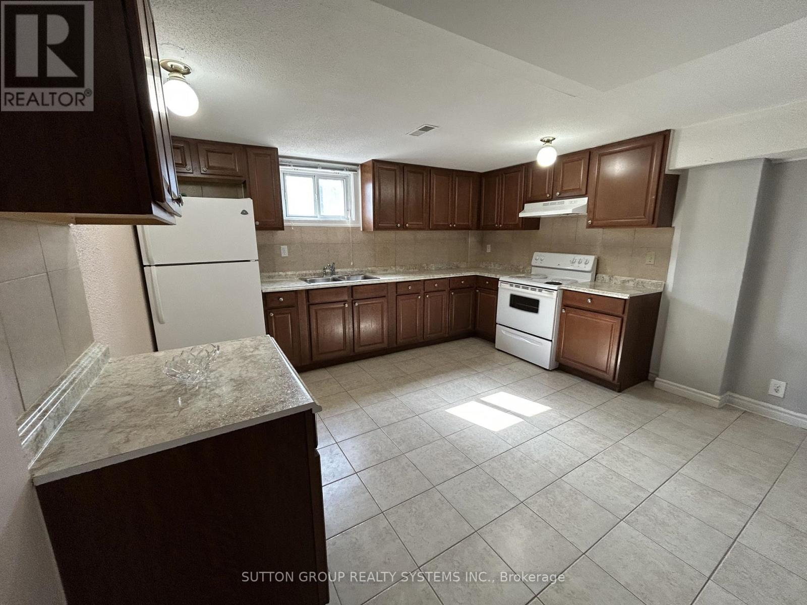 20 Taysham Crescent Property Photo 17