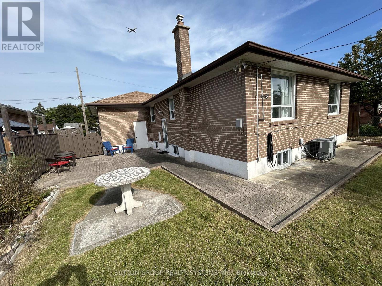 20 Taysham Crescent Property Photo 25