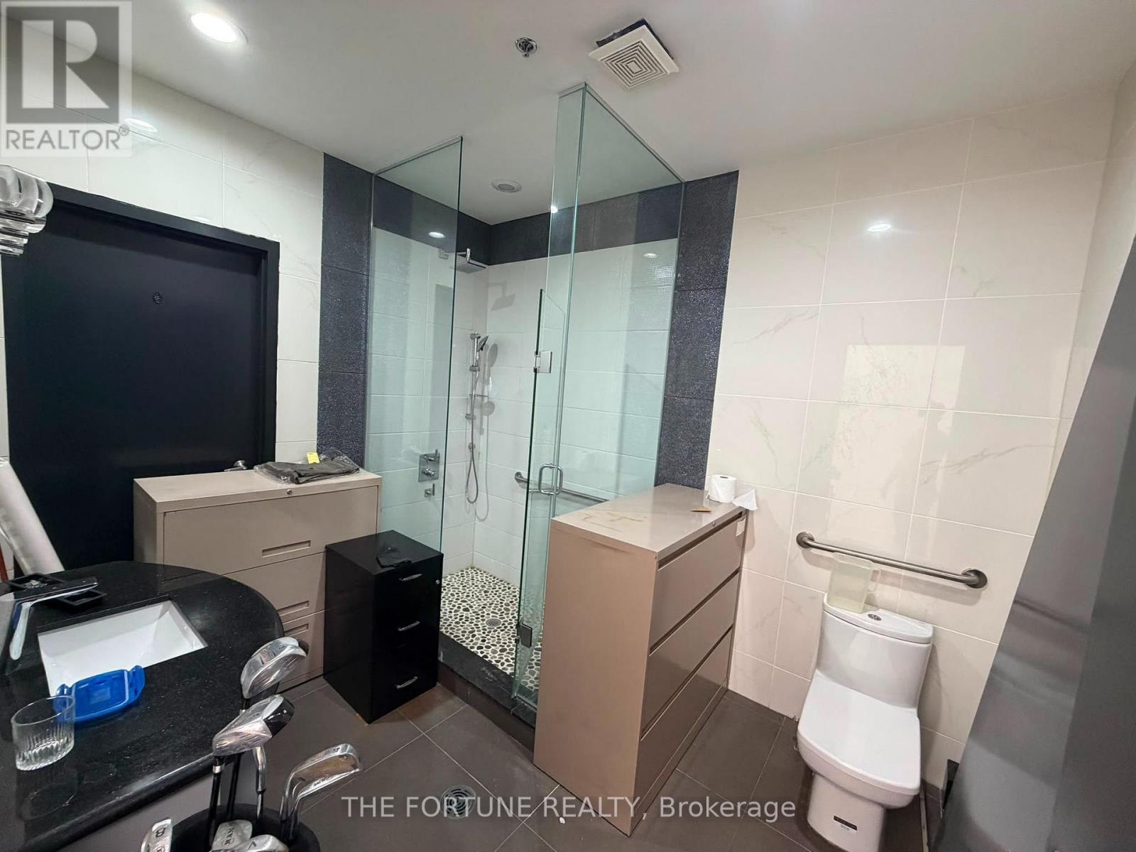 122 - 2260 Bovaird Drive E Property Photo 10