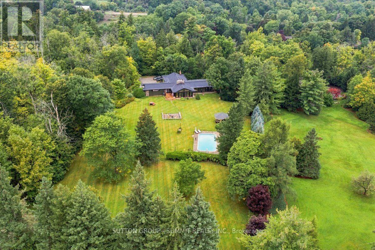 2510 Britannia Road Property Photo 2