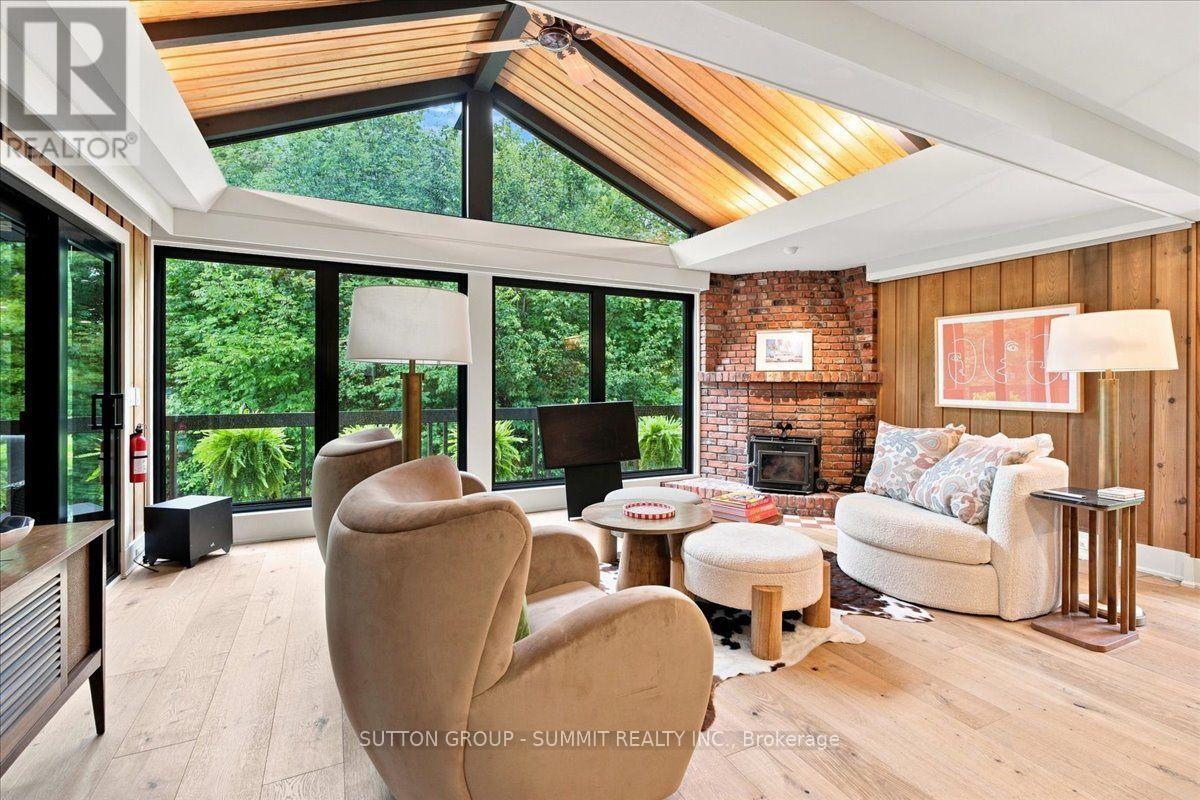 2510 Britannia Road Property Photo 4