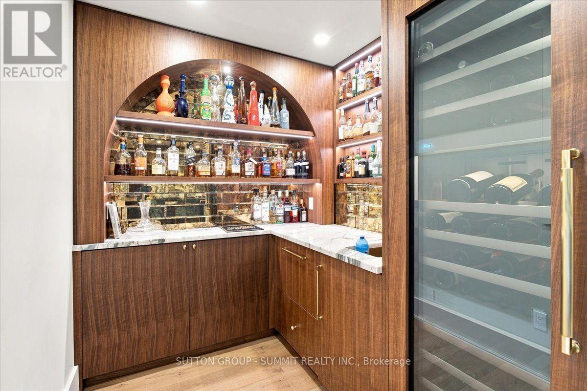 2510 Britannia Road Property Photo 14