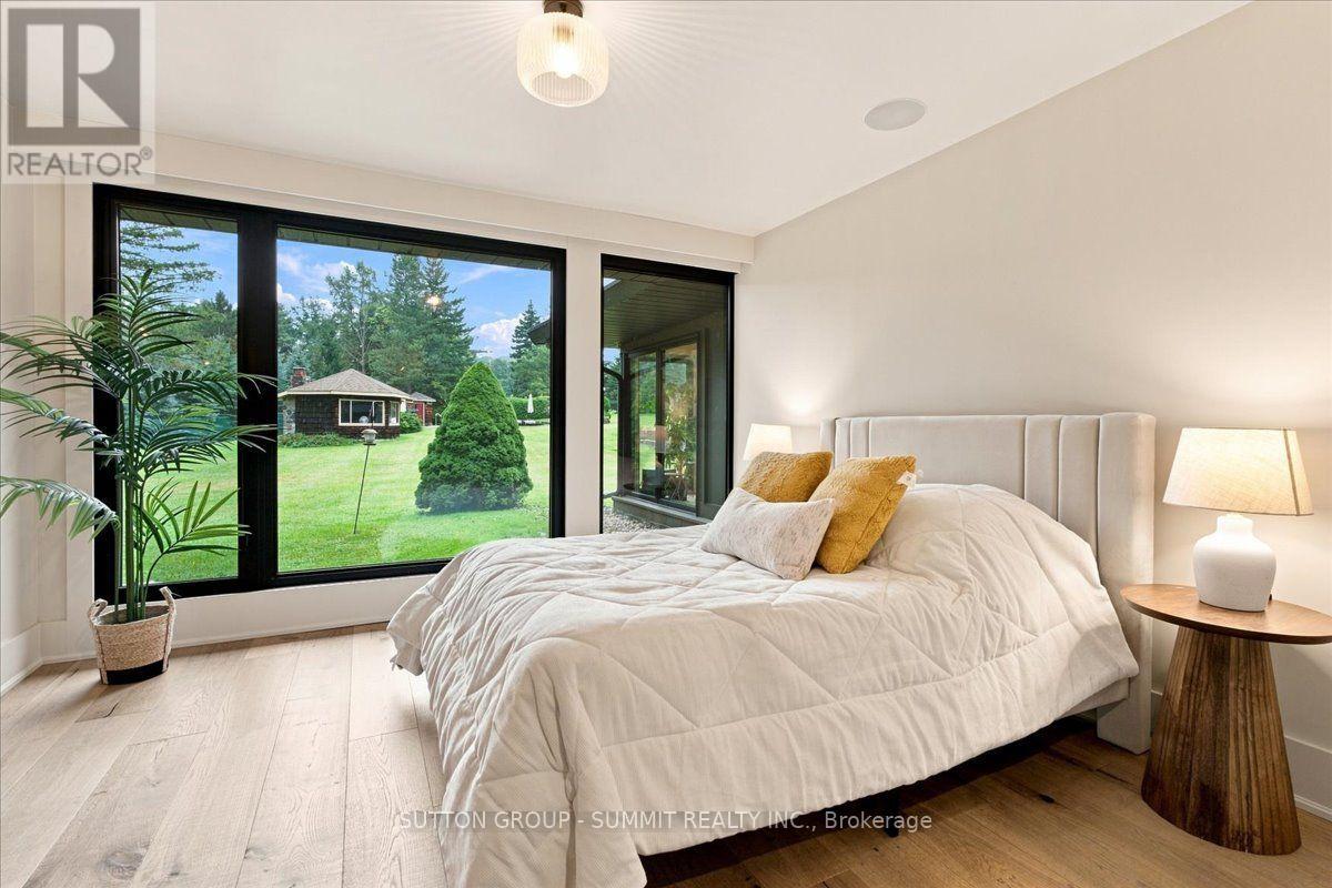 2510 Britannia Road Property Photo 16