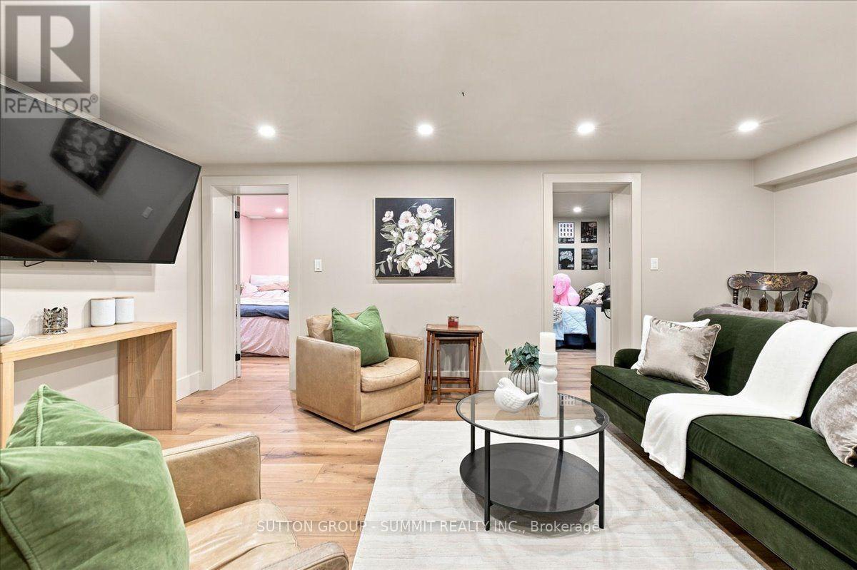 2510 Britannia Road Property Photo 32