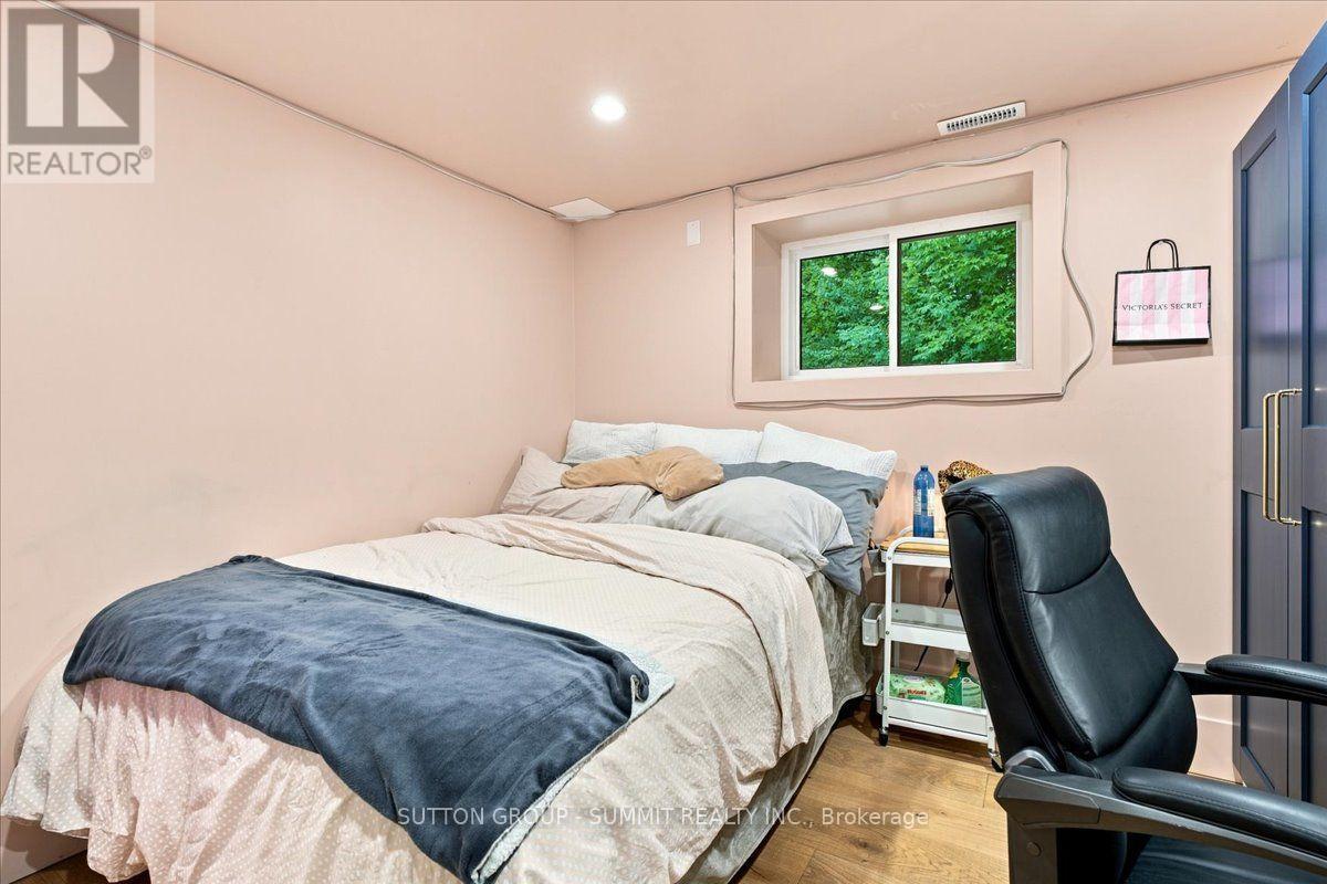 2510 Britannia Road Property Photo 33