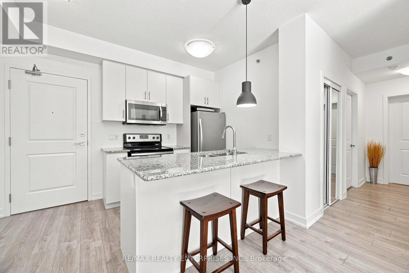 203 - 2486 Old Bronte Road Property Photo 1