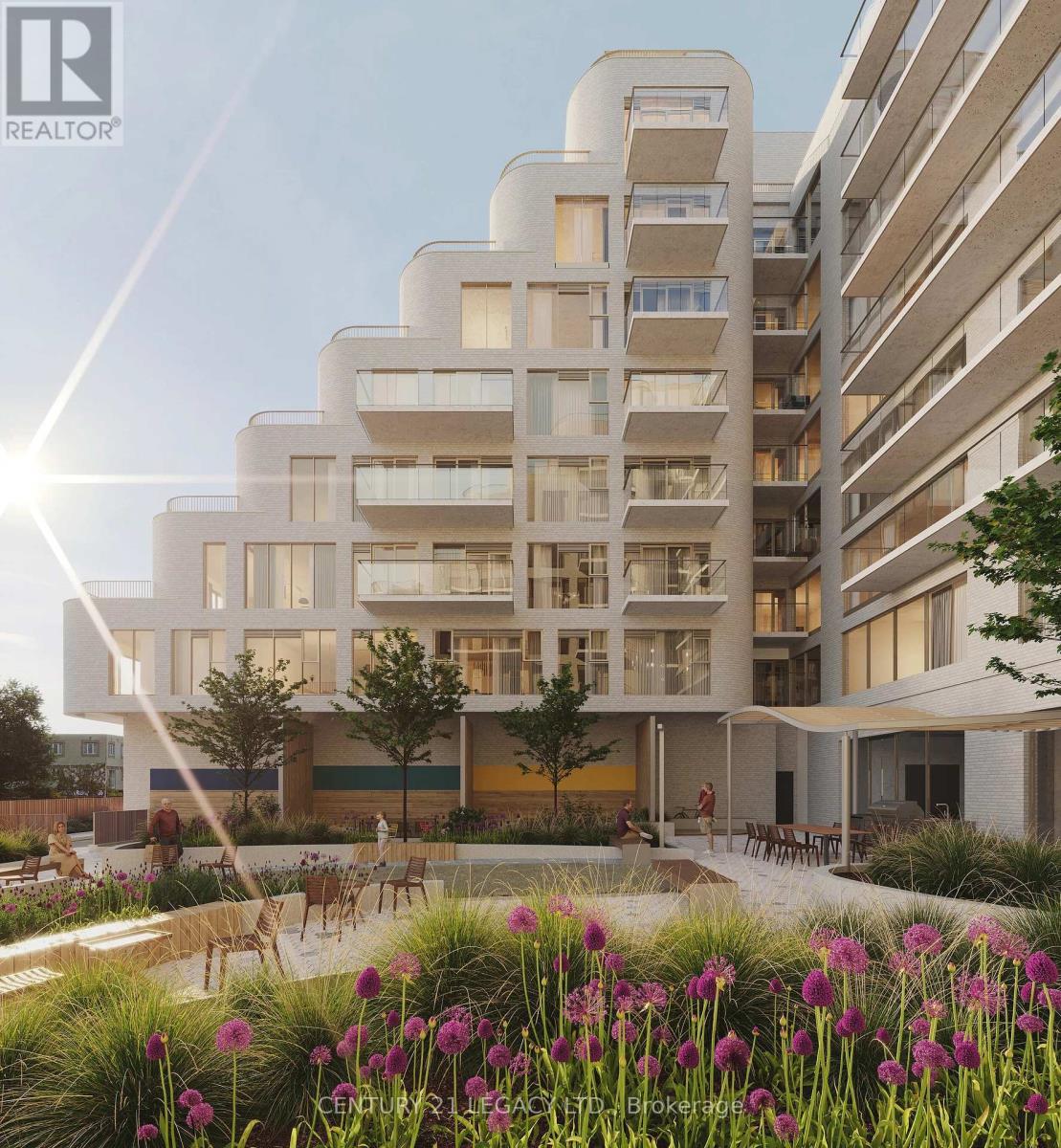693 The Queensway Property Photo 32