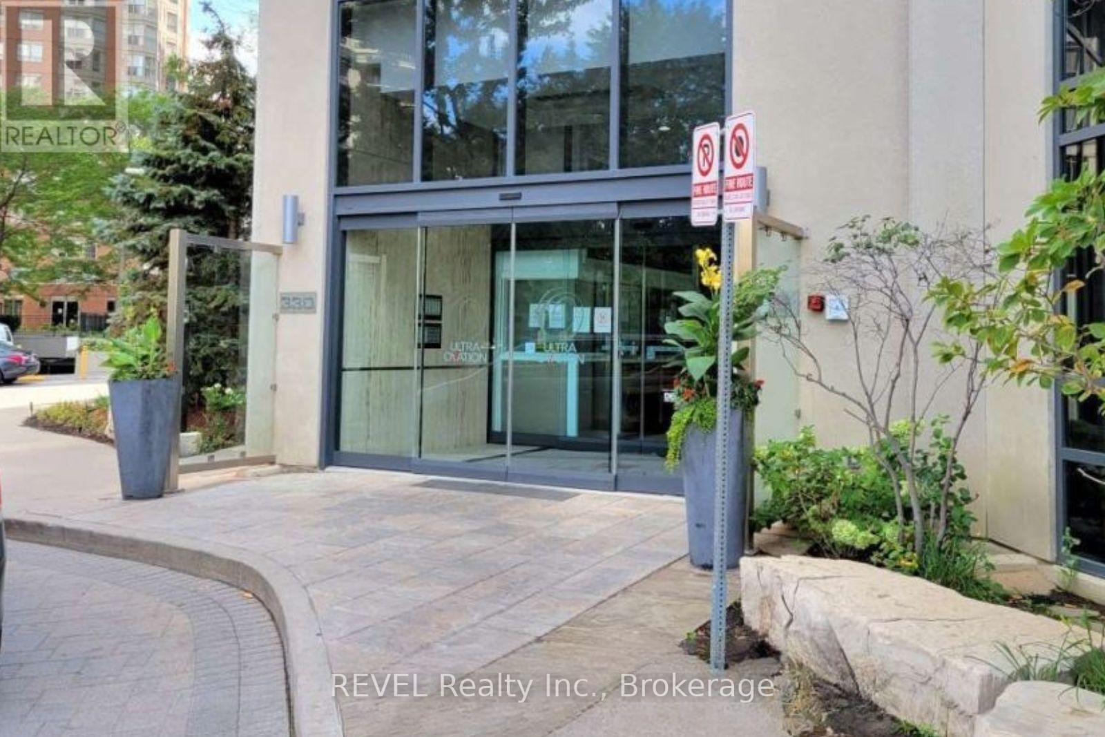 2609 - 330 BURNHAMTHORPE ROAD W Property Photo 1