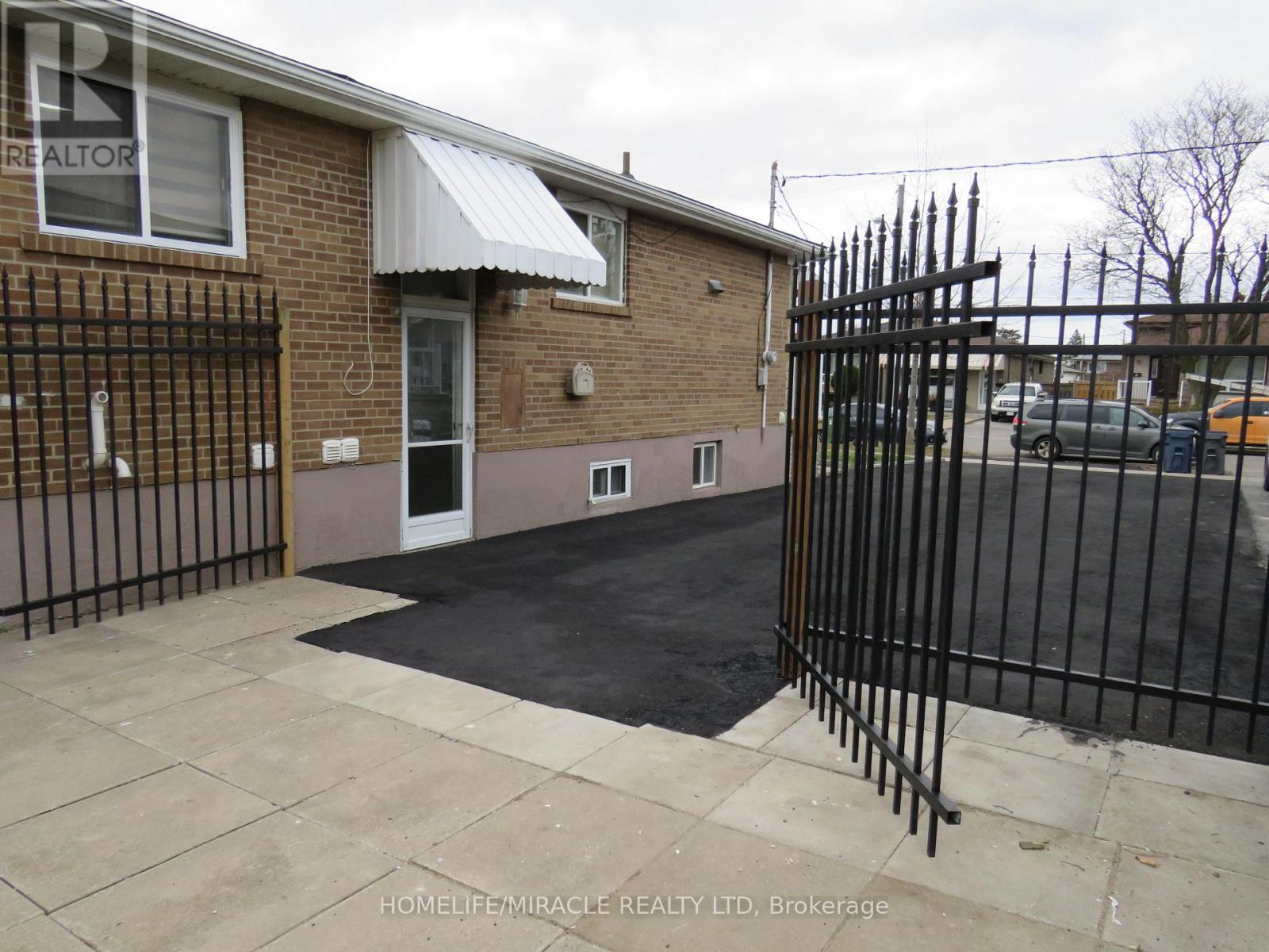 18 Rubydale Gardens Property Photo 6