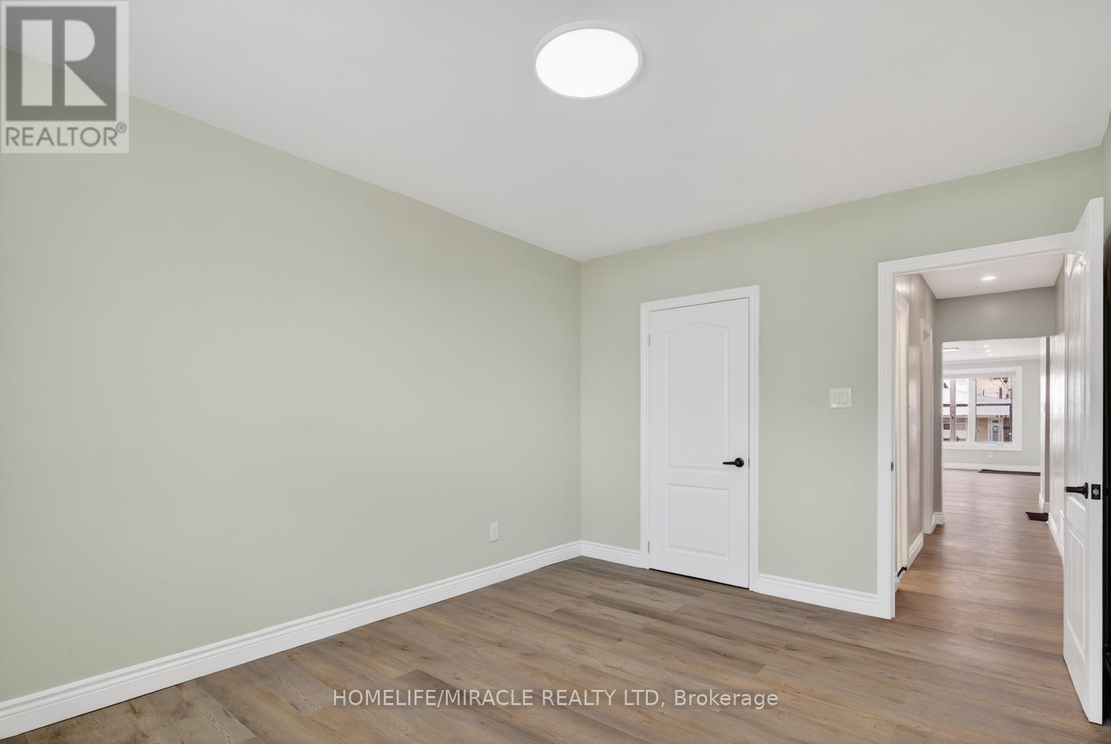 18 Rubydale Gardens Property Photo 28
