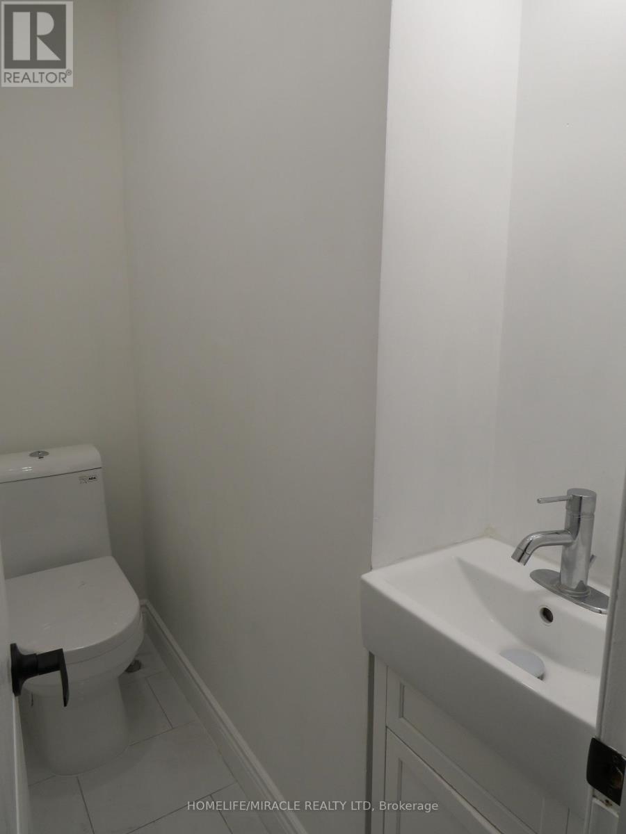 18 Rubydale Gardens Property Photo 39