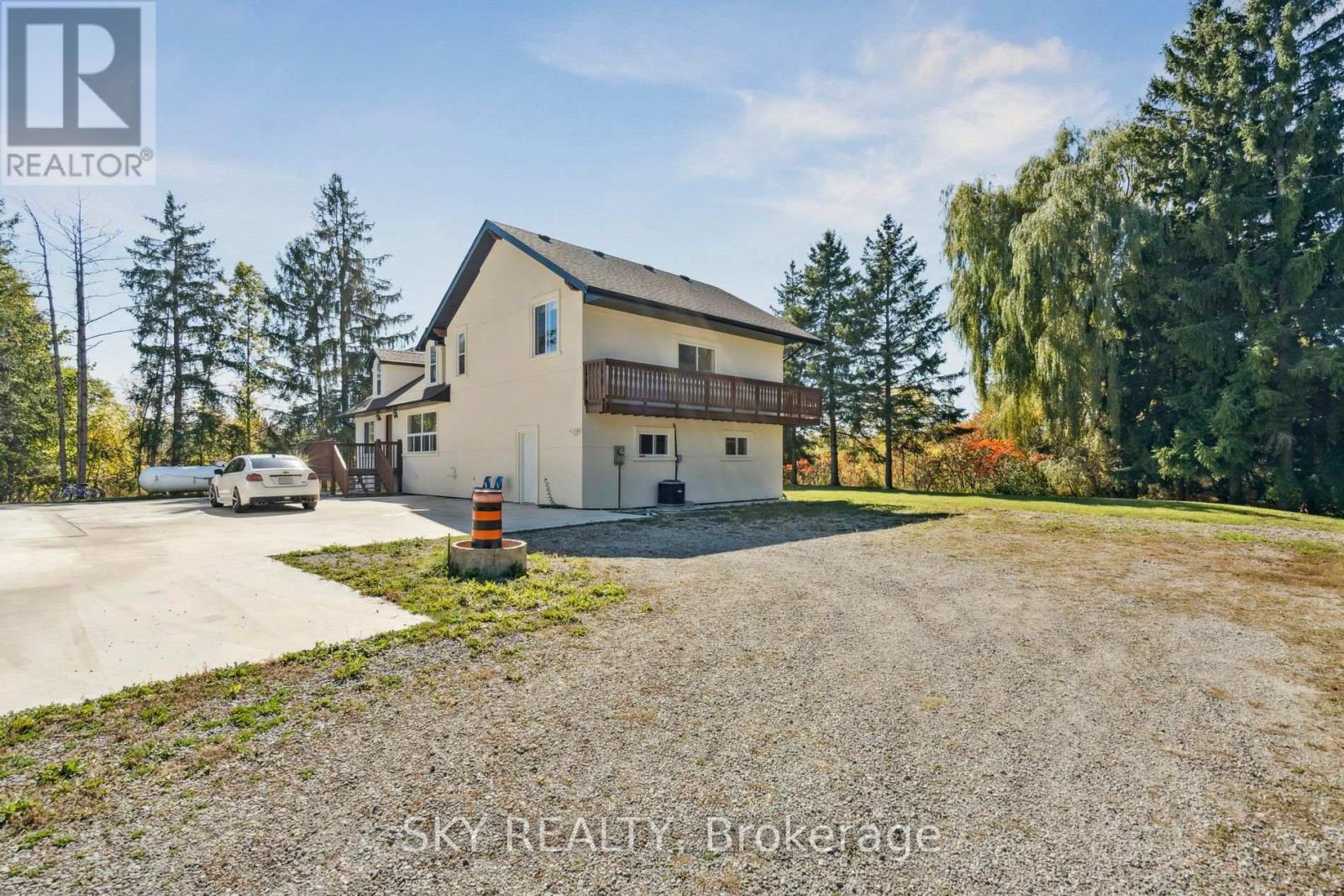 12475 5th Line Property Photo 1
