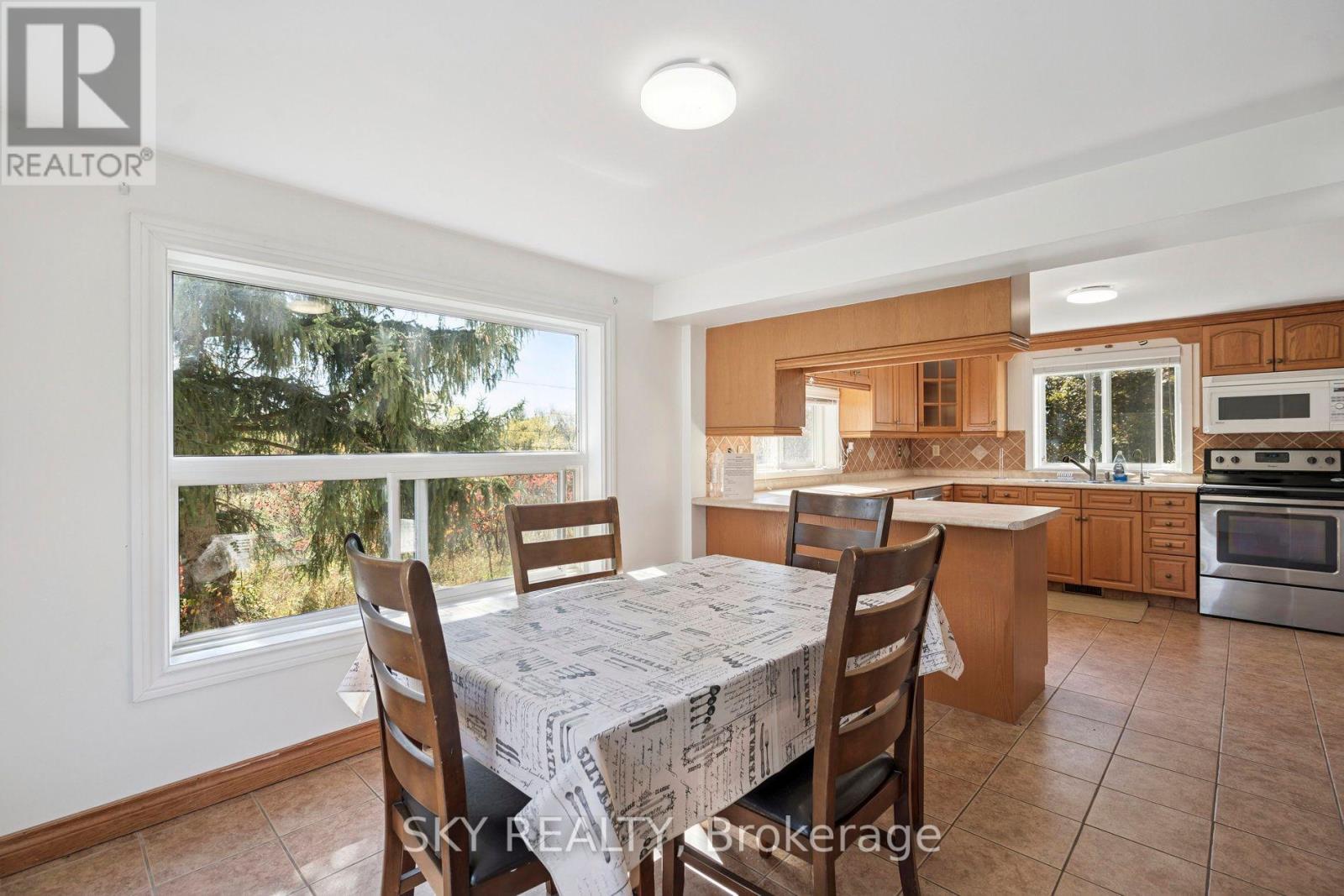 12475 5th Line Property Photo 9