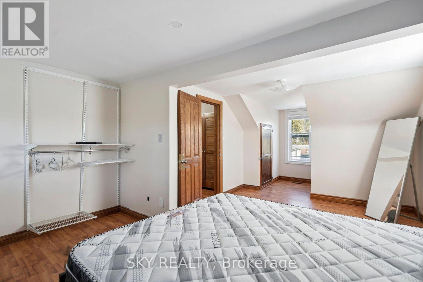 12475 5th Line Property Photo 24