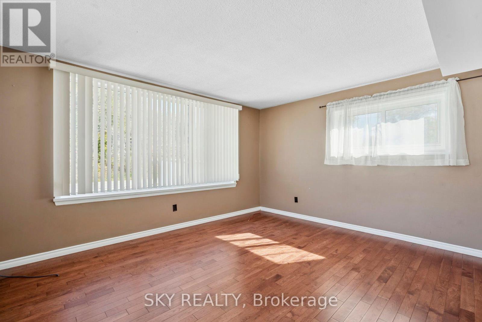 12475 5th Line Property Photo 32