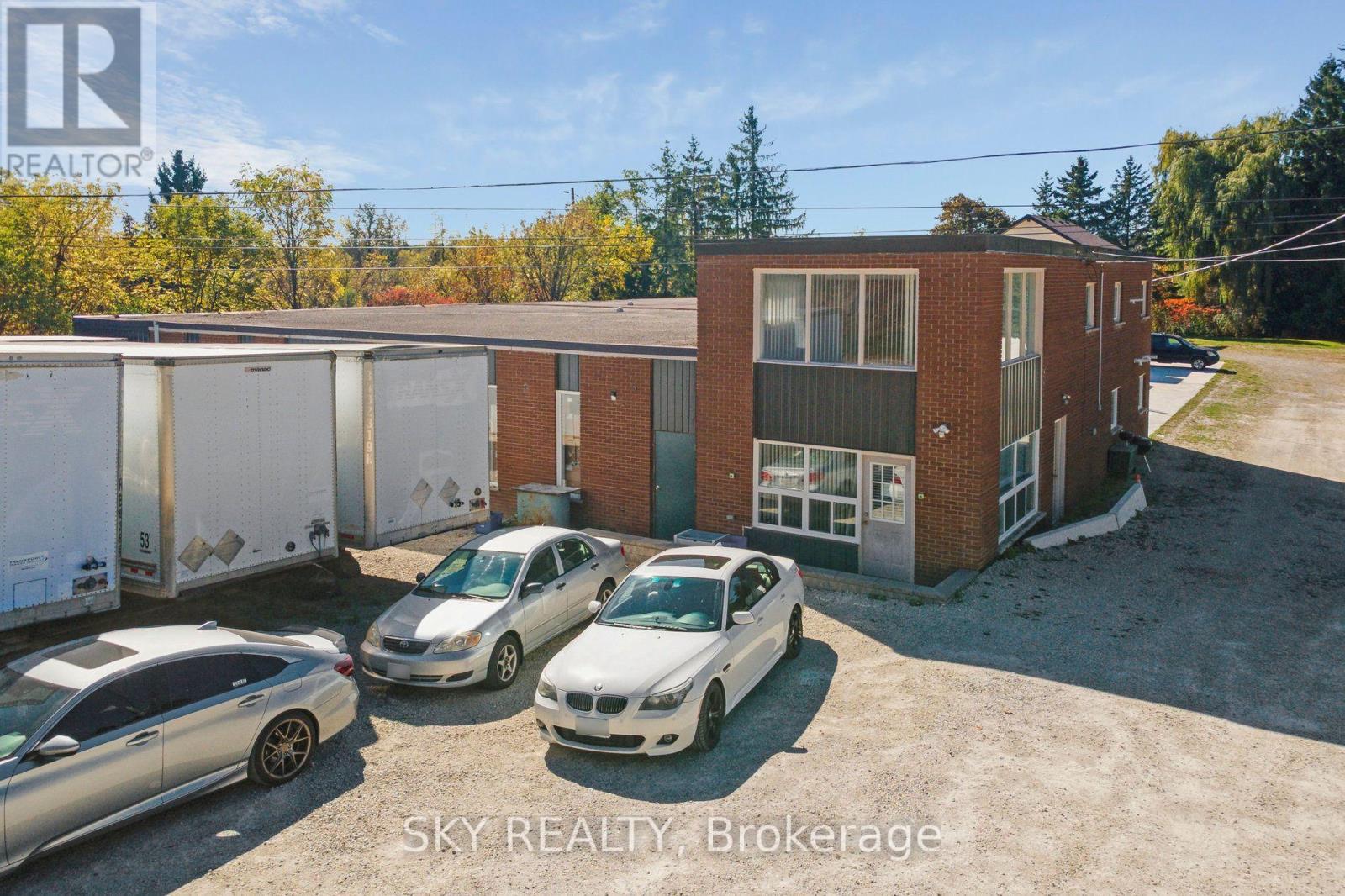 12475 5th Line Property Photo 42