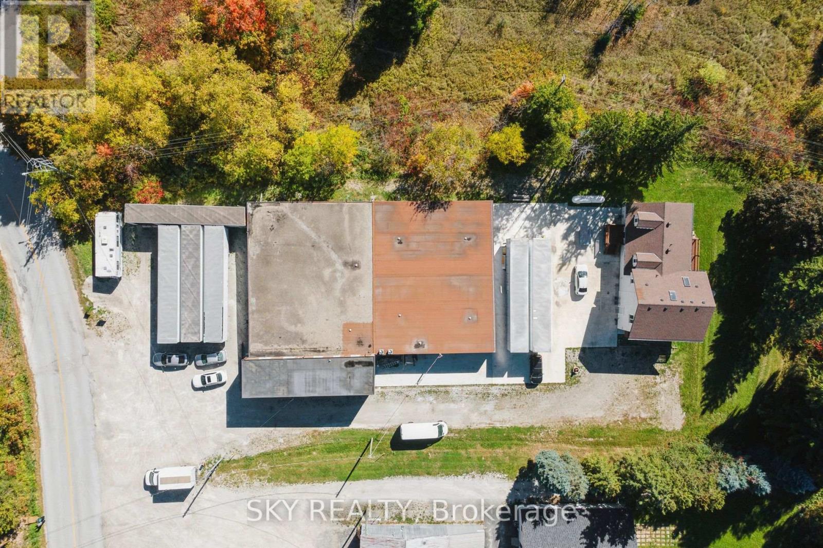 12475 5th Line Property Photo 43