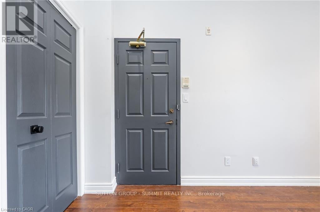 406 - 4015 Kilmer Drive Property Photo 6