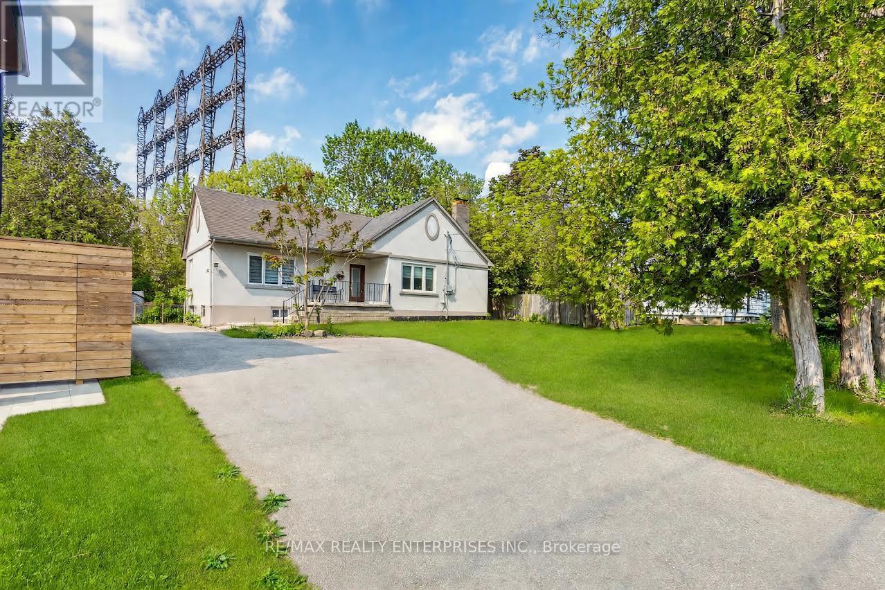 1228 HAIG BOULEVARD