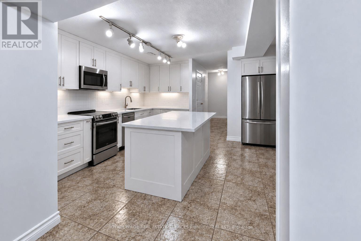 5563 Whitehorn Avenue Property Photo 35