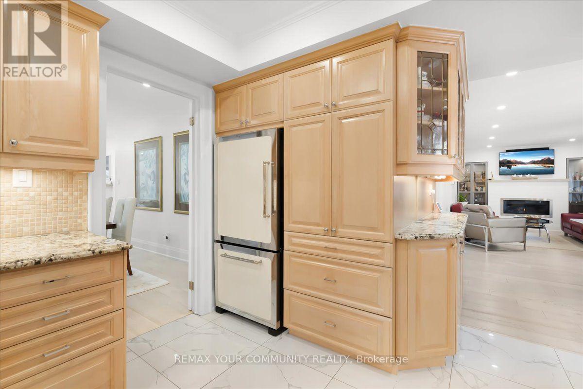 2491 Parmeer Drive Property Photo 10