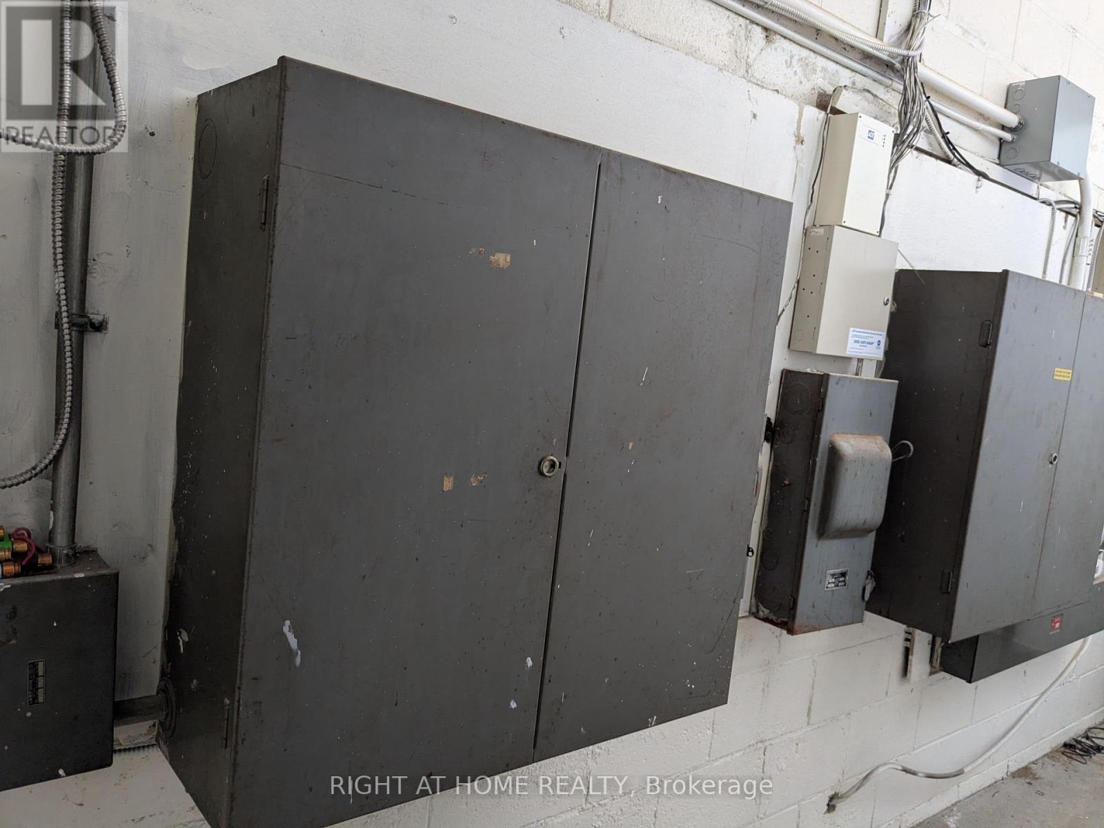 77 Densley Avenue Property Photo 4
