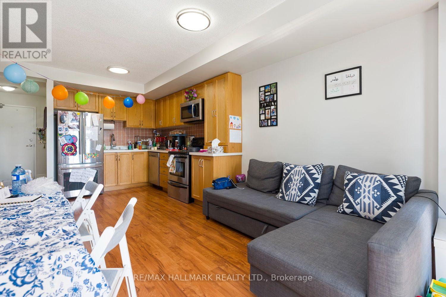 506 - 2464 Weston Road Property Photo 5