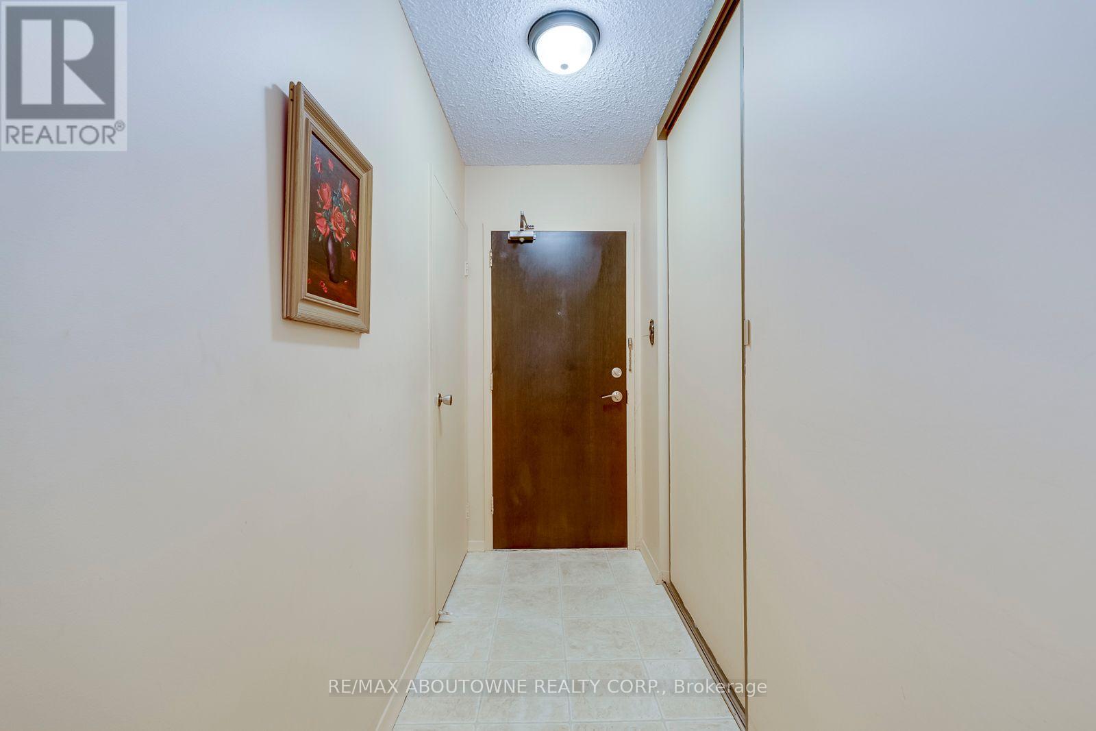 906 - 212 Kerr Street Property Photo 15