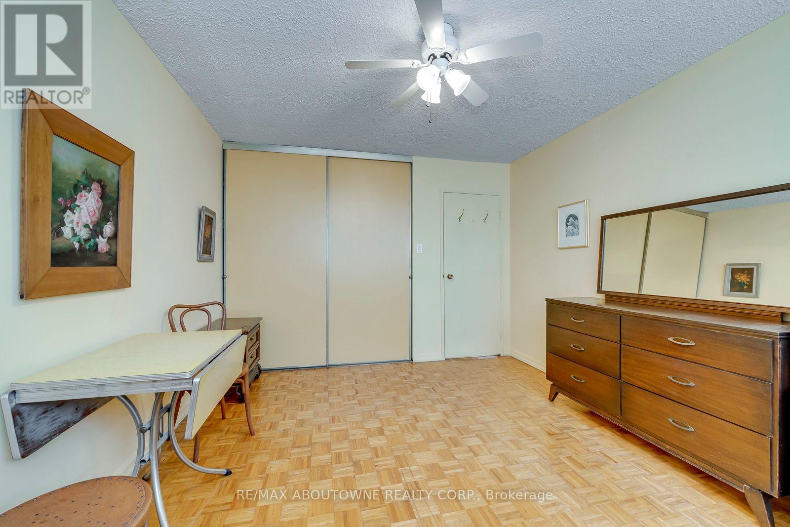 906 - 212 Kerr Street Property Photo 36