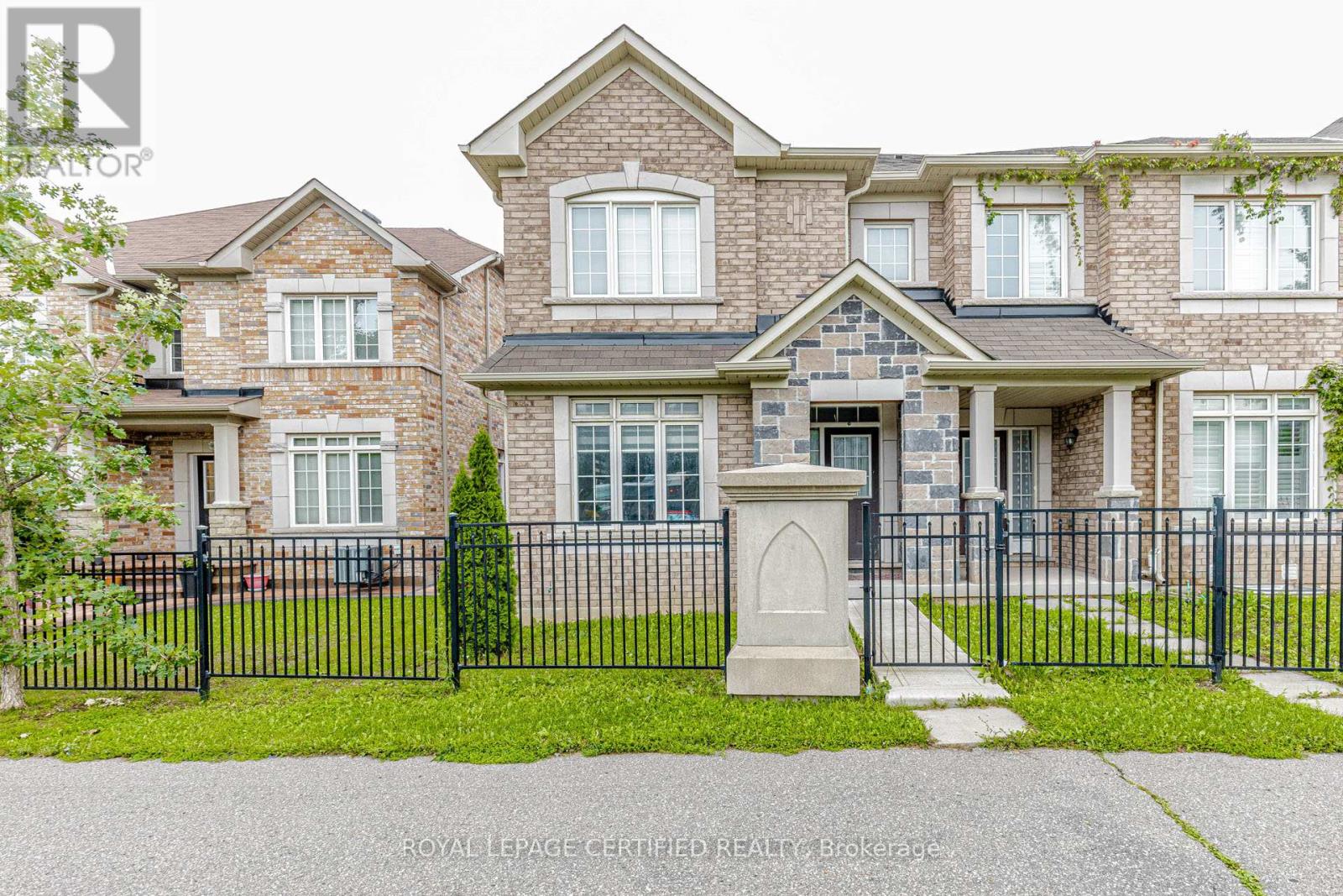 66 Hatton Court Property Photo 1