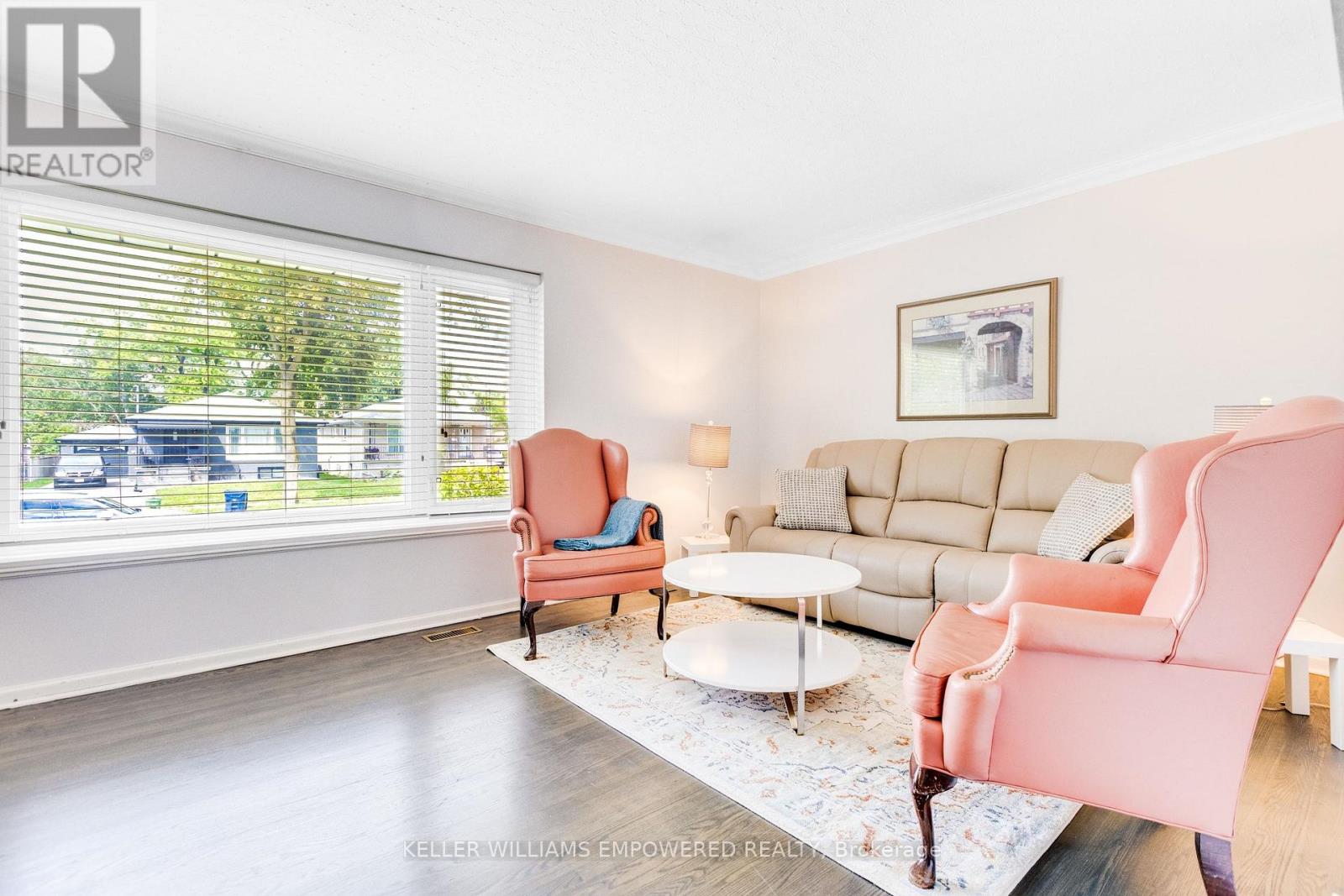 39 Checkendon Drive Property Photo 6