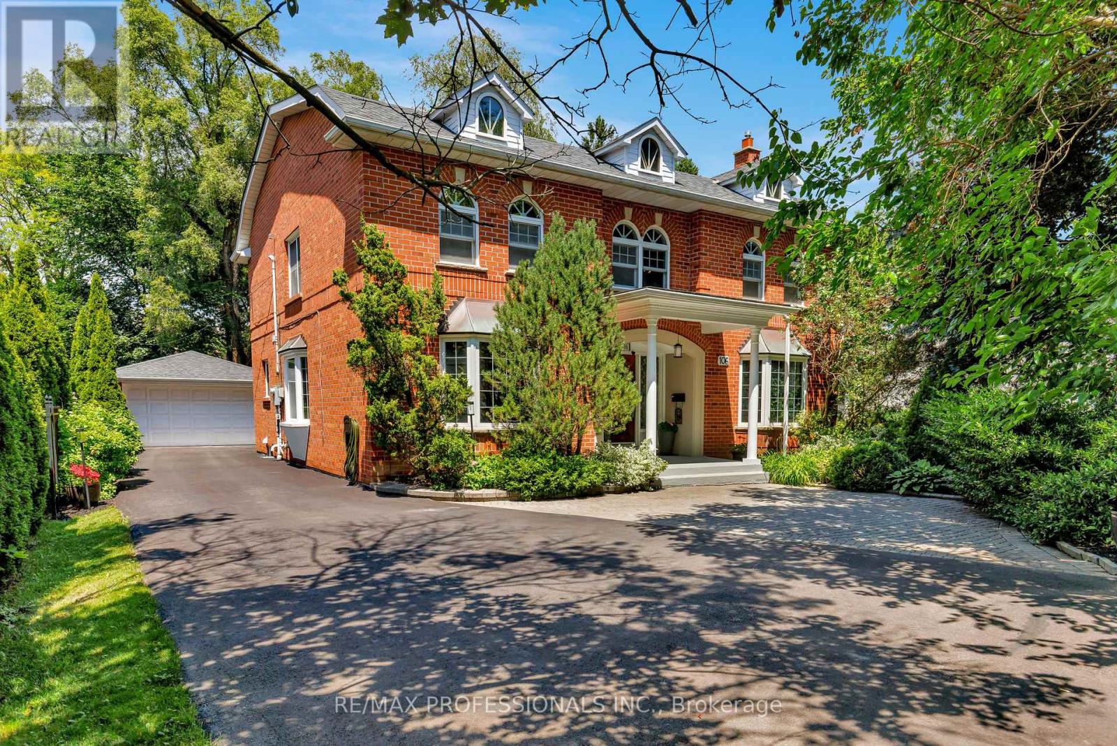 106 Rathburn Road Property Photo 1