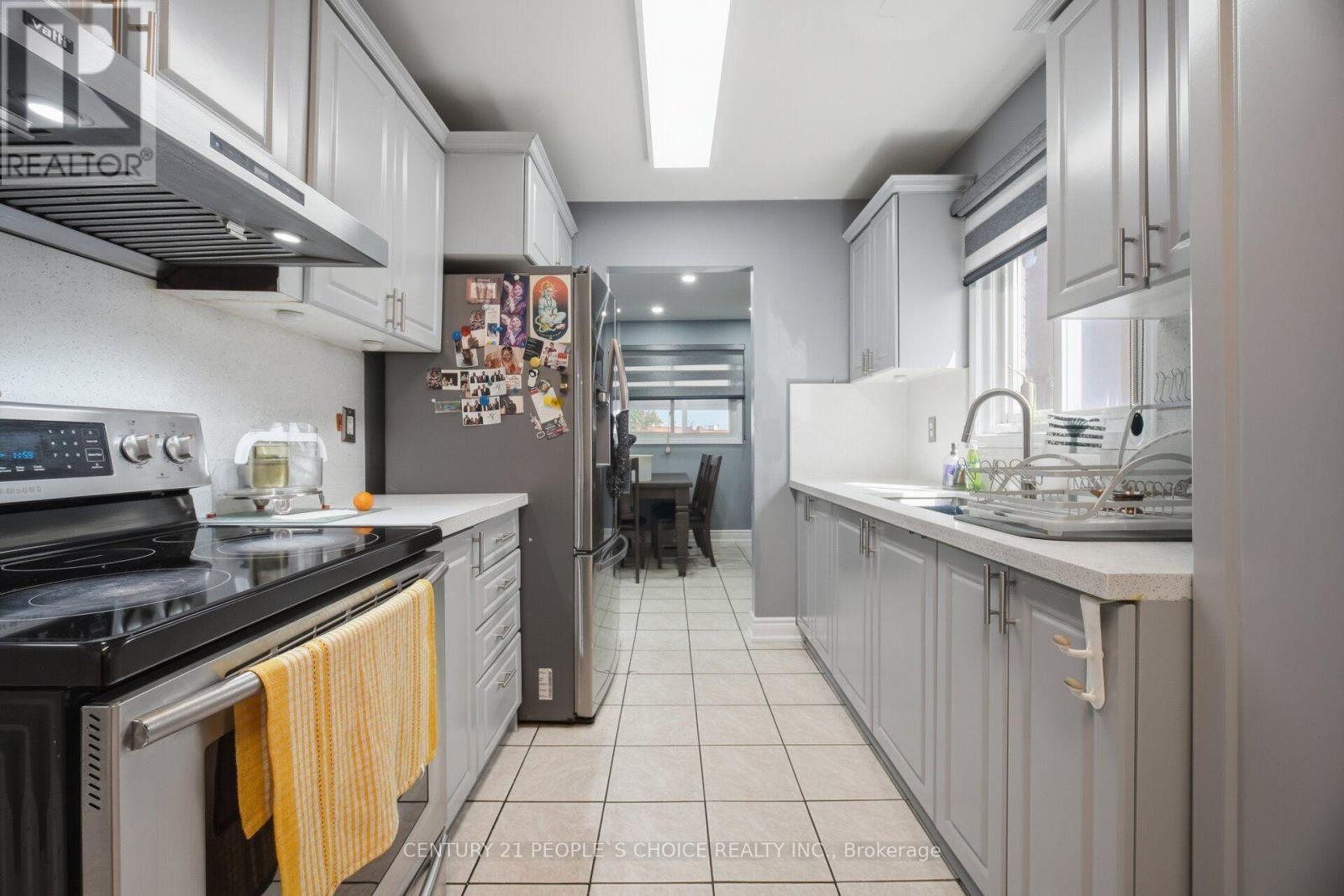 49 Cathy Jean Crescent Property Photo 16