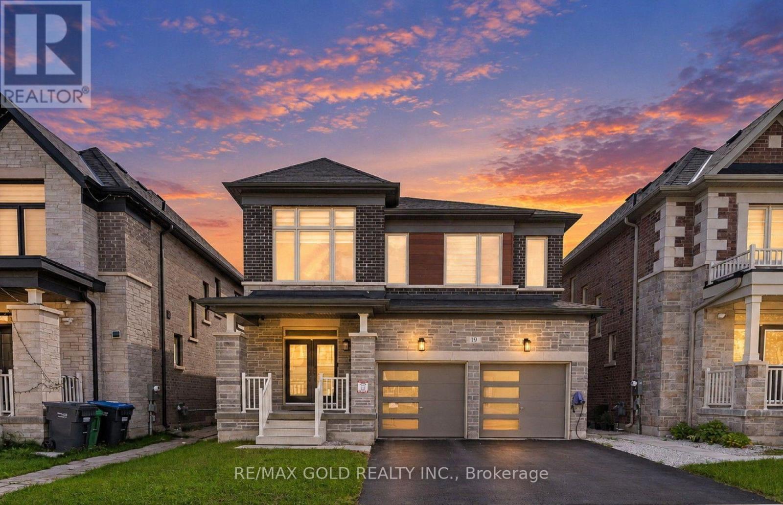 19 Trellanock Road Property Photo 1