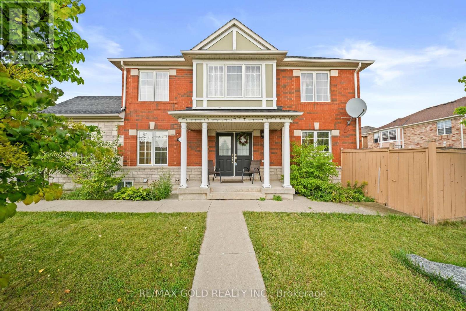 1 SLIPNEEDLE STREET Property Photo 1