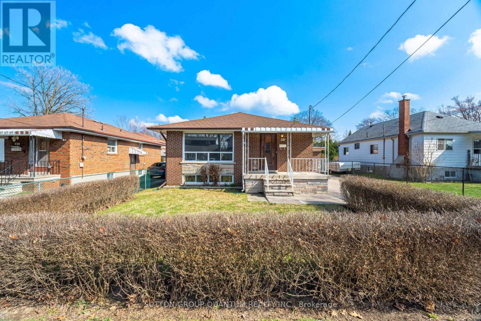 126 Angelene Street Property Photo 2