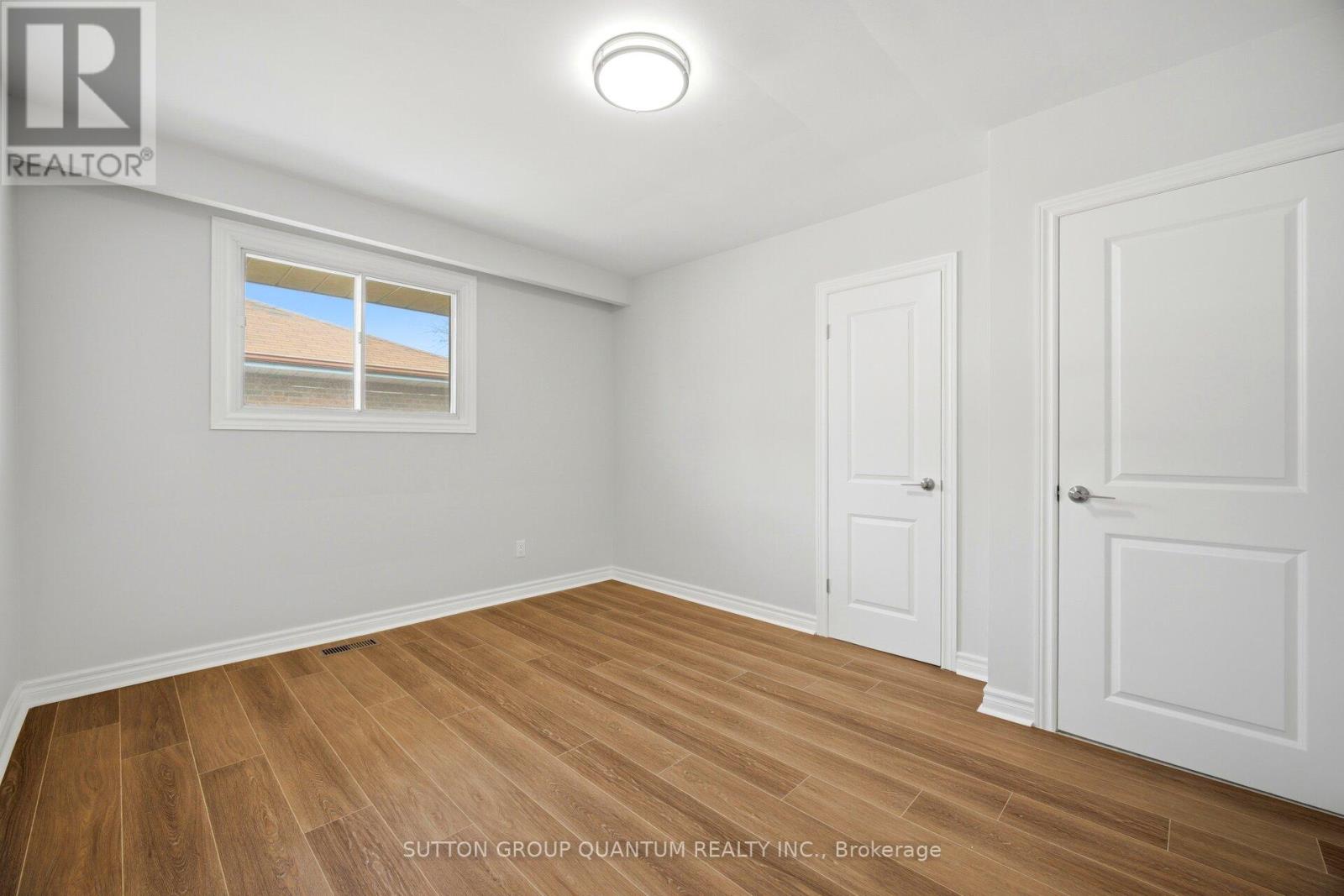 126 Angelene Street Property Photo 17