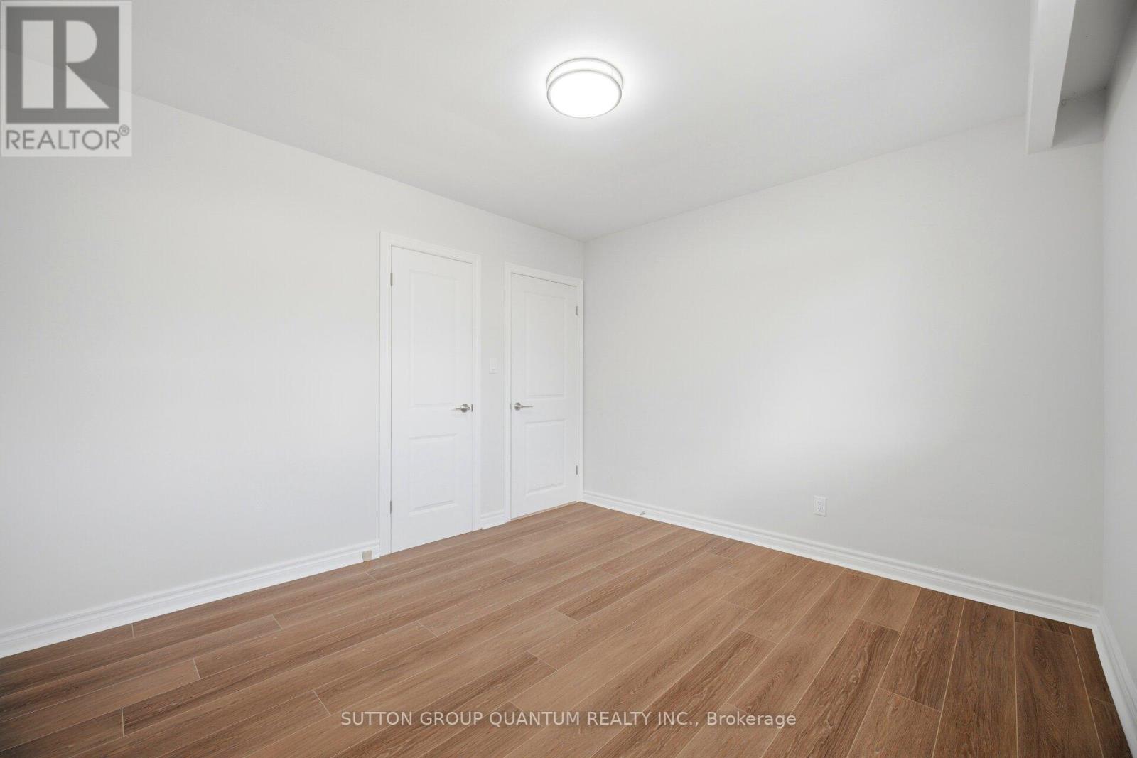 126 Angelene Street Property Photo 19