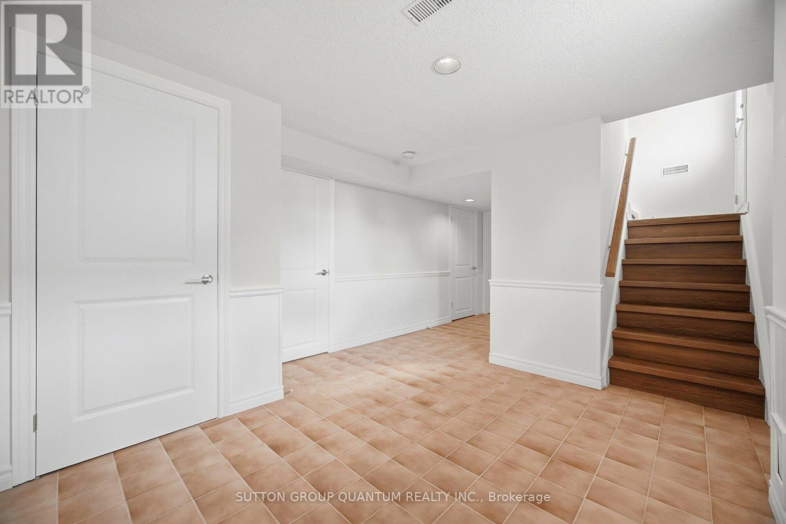 126 Angelene Street Property Photo 22