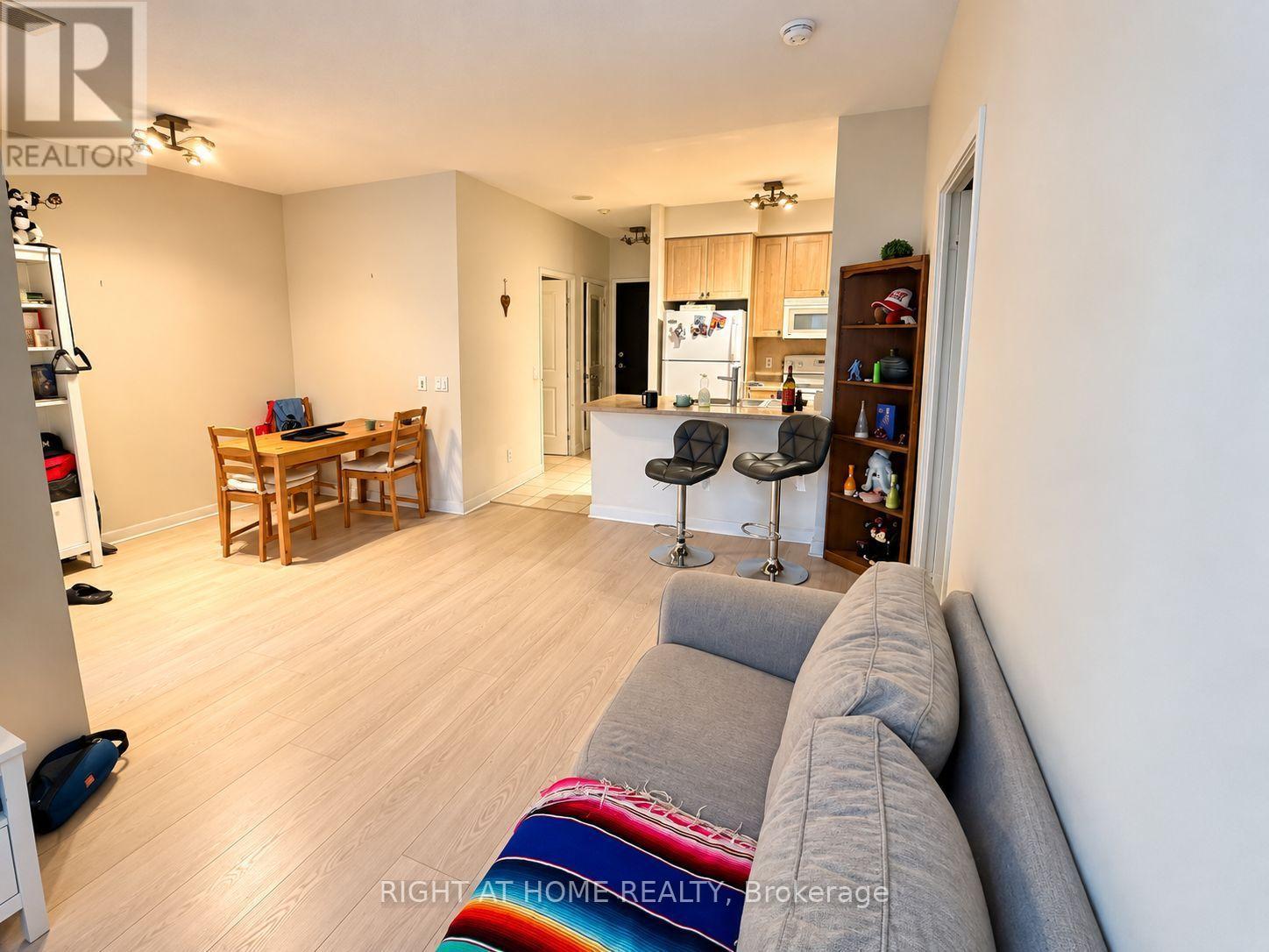 105 - 225 Sherway Gardens Road Property Photo 3