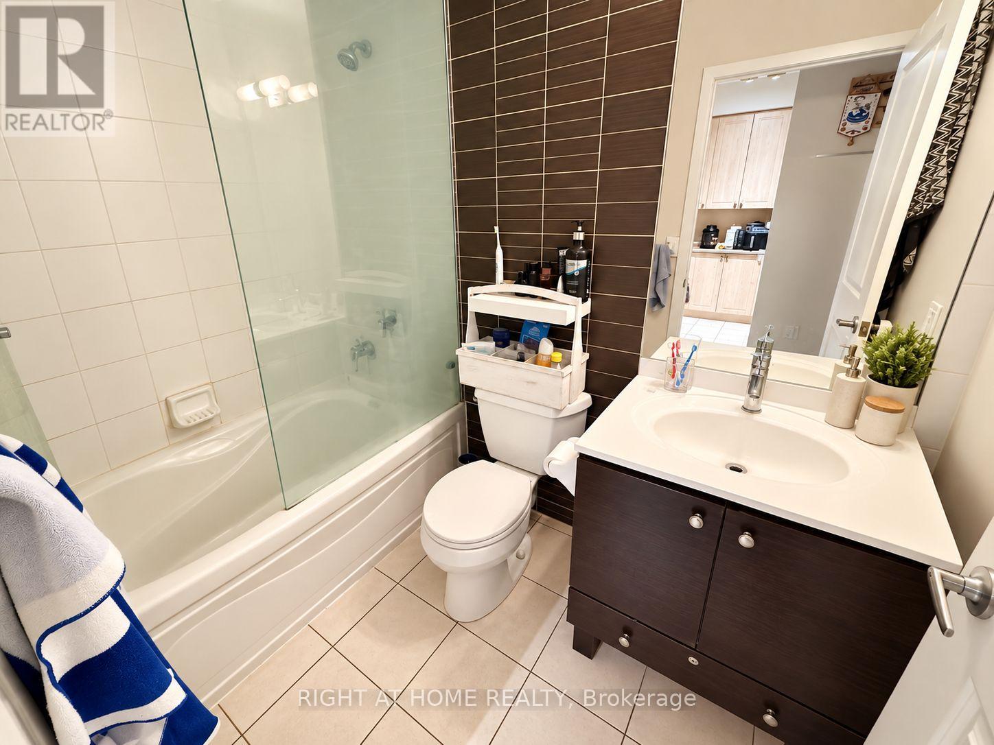 105 - 225 Sherway Gardens Road Property Photo 10