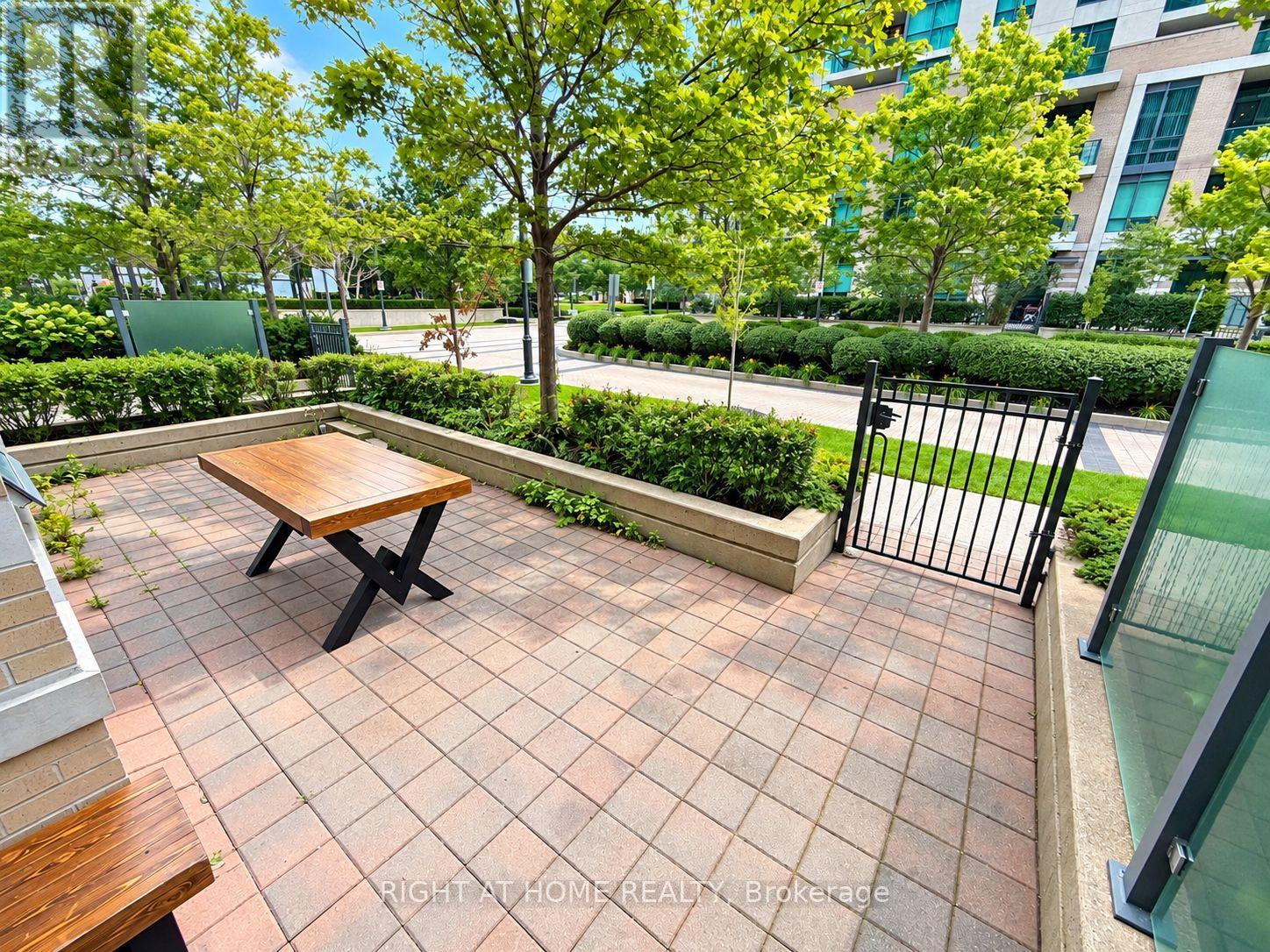 105 - 225 Sherway Gardens Road Property Photo 12
