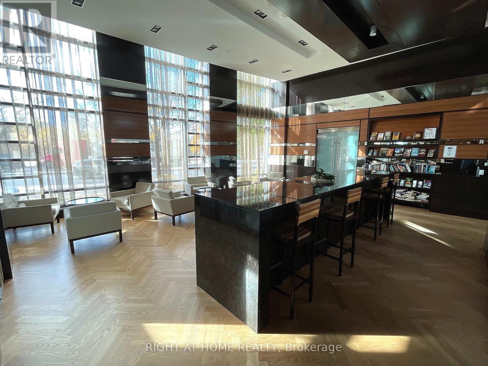105 - 225 Sherway Gardens Road Property Photo 19