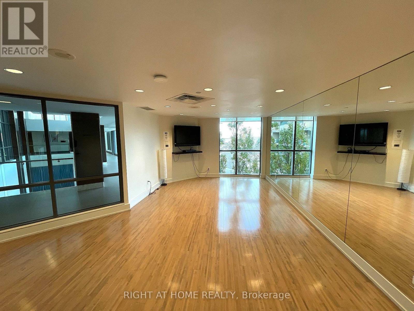 105 - 225 Sherway Gardens Road Property Photo 27