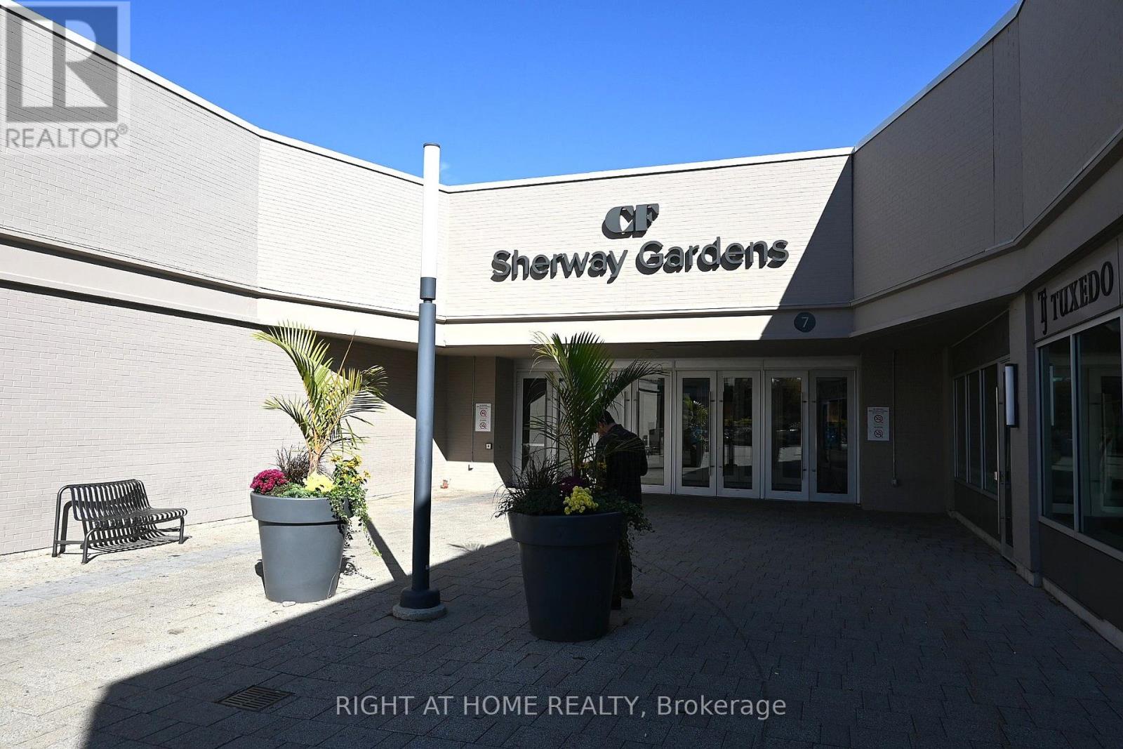 105 - 225 Sherway Gardens Road Property Photo 34