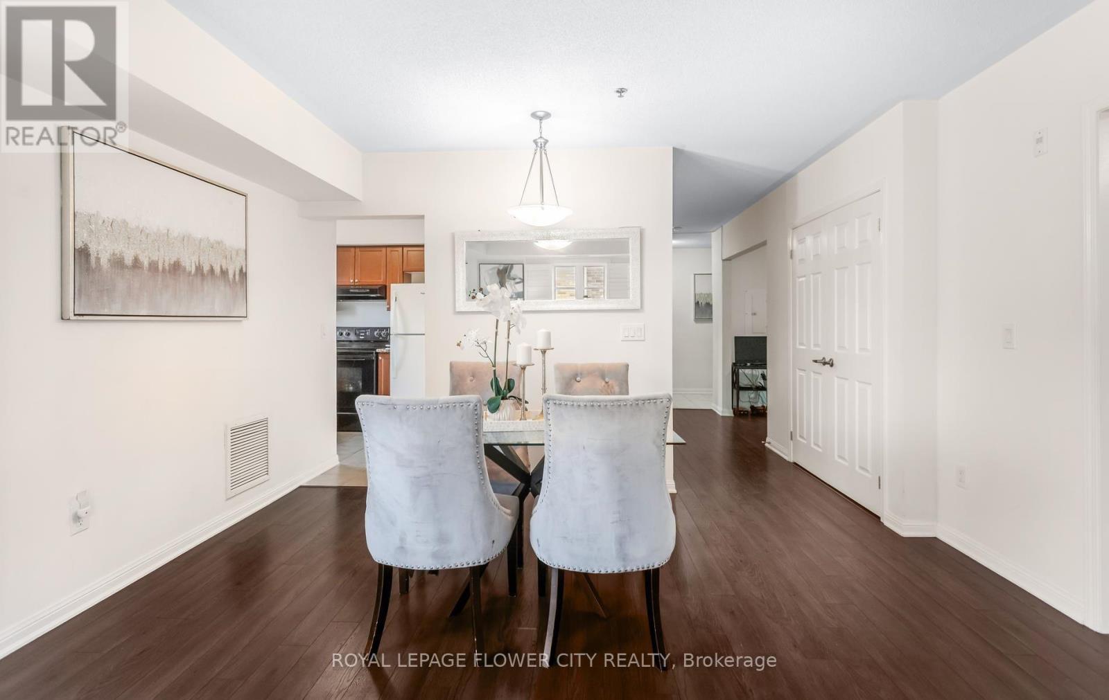 204 - 60 Baycliffe Crescent Property Photo 14