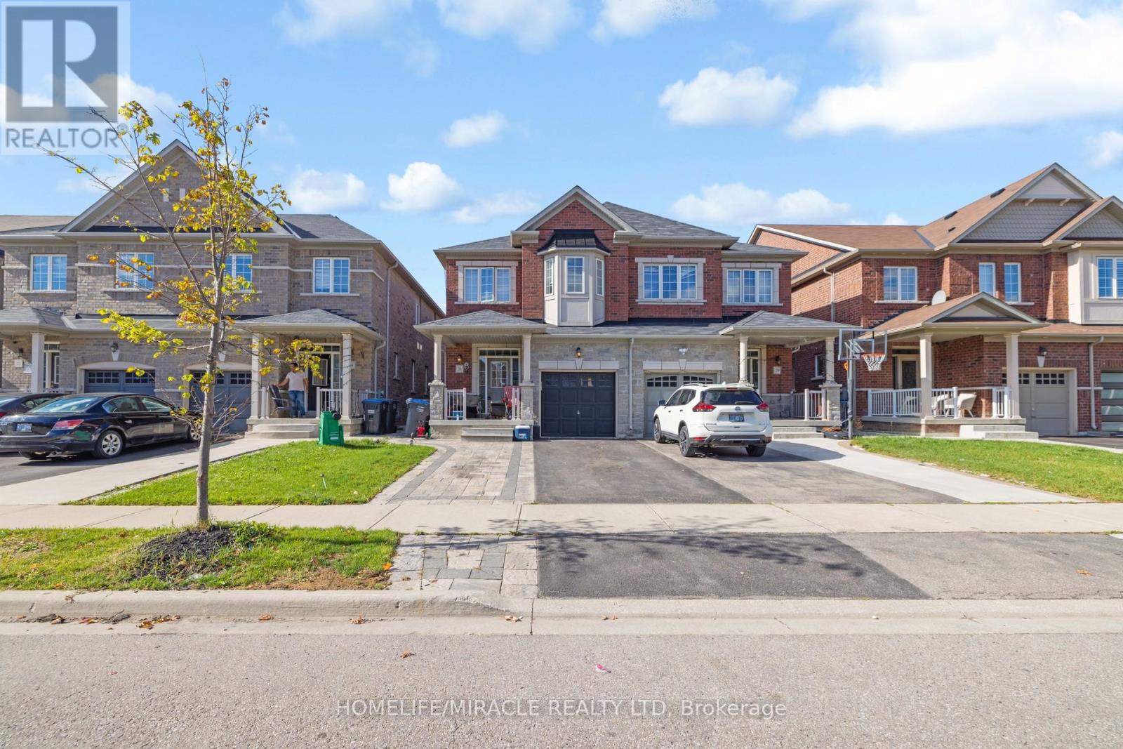 26 ALTURA WAY